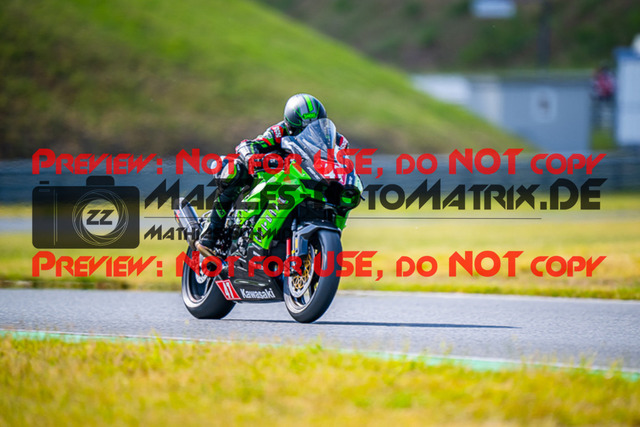 MaZZes_FotoMatrix_220522_0418 | Fotograf Mathias Schmid
Sportfotograf,
Eventfotograf,
Hochzeitsfotograf,
Portraitfotograf