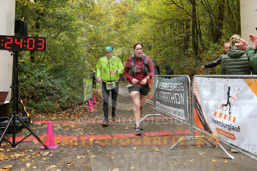 251026_1325_EX1_3434 | Sportfotografie im Rhein-Sieg Kreis, Köln, Bonn, NRW, Rheinland Pfalz, Hessen, etc. Unser Tätigkeitsfeld umfasst den Laufsport vom Volkslauf über den Marathon, Duathlon, Triathon bis zum Ultralauf wie Kölnpfad Ultra oder Schindertrail.