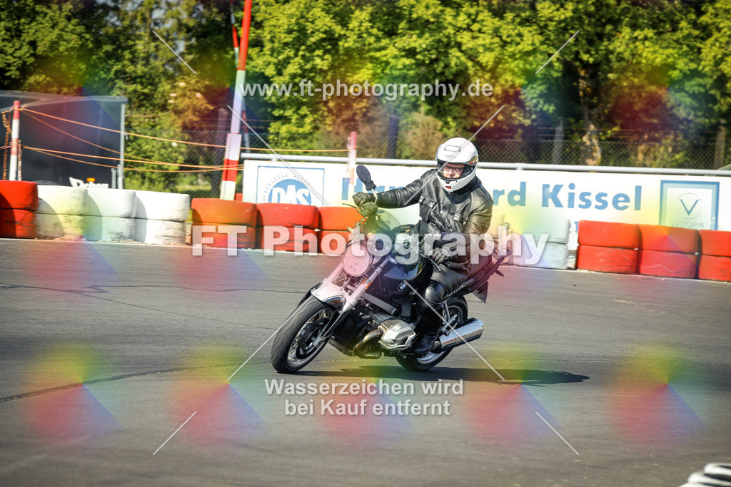 OBK_Mai_Martina_Markus-10284 | Hier findet Ihr Bilder von Touristenfahrten auf der Nürburgring Nordschleife oder von anderen Veranstaltungen die ich besucht habe. Viel Spass beim Durch Schauen 