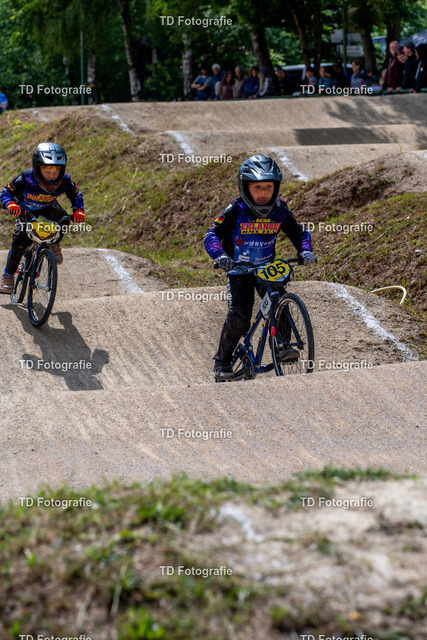 BayBMX2026-05511 | Fotogalerie von Thomas Dettweiler mit Eventbildern und lizenzfreien Fotos. Perfekt als Wandbild, für Büro, Website oder private Nutzung. - Realisiert mit Pictrs.com