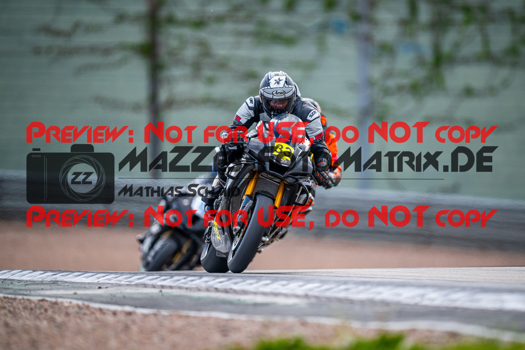 MaZZes_FotoMatrix_240505_6007705_2312 | STK1000