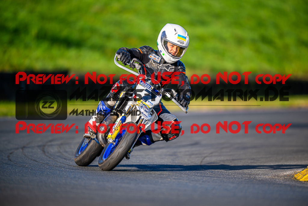 MaZZes_FotoMatrix_230930_0519 | ROOKIES