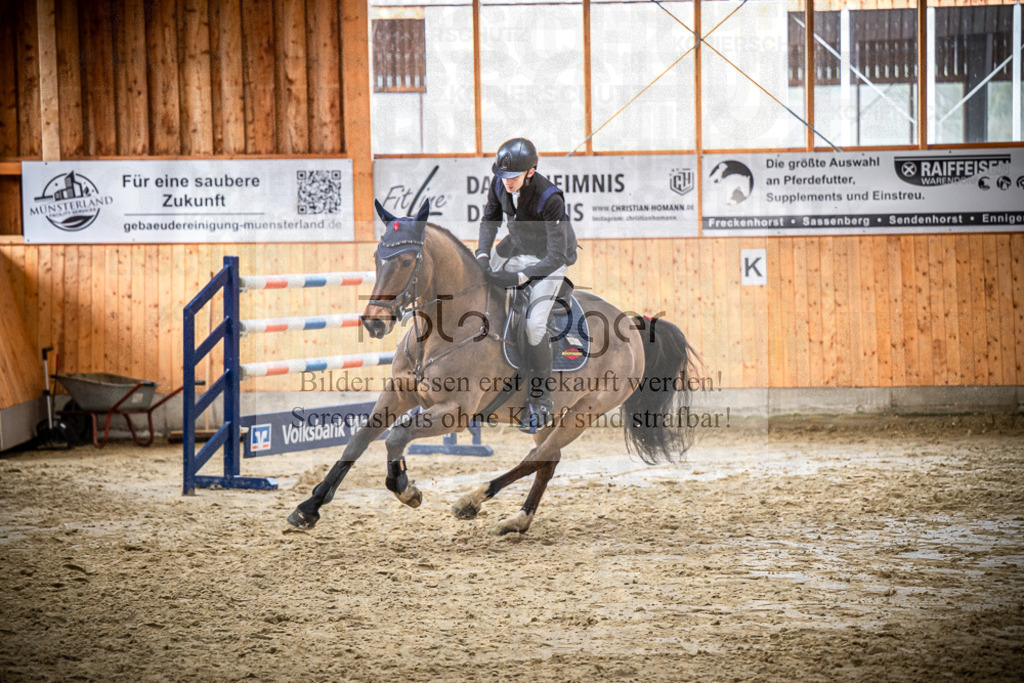 DOS_1426 | Entdecke hochwertige Reitturnierfotos von Foto Oger. Professionell, emotional und authentisch – jetzt Lieblingsmomente im Shop bestellen.Deutschlandweite Turnierfotografie. - Realisiert mit Pictrs.com