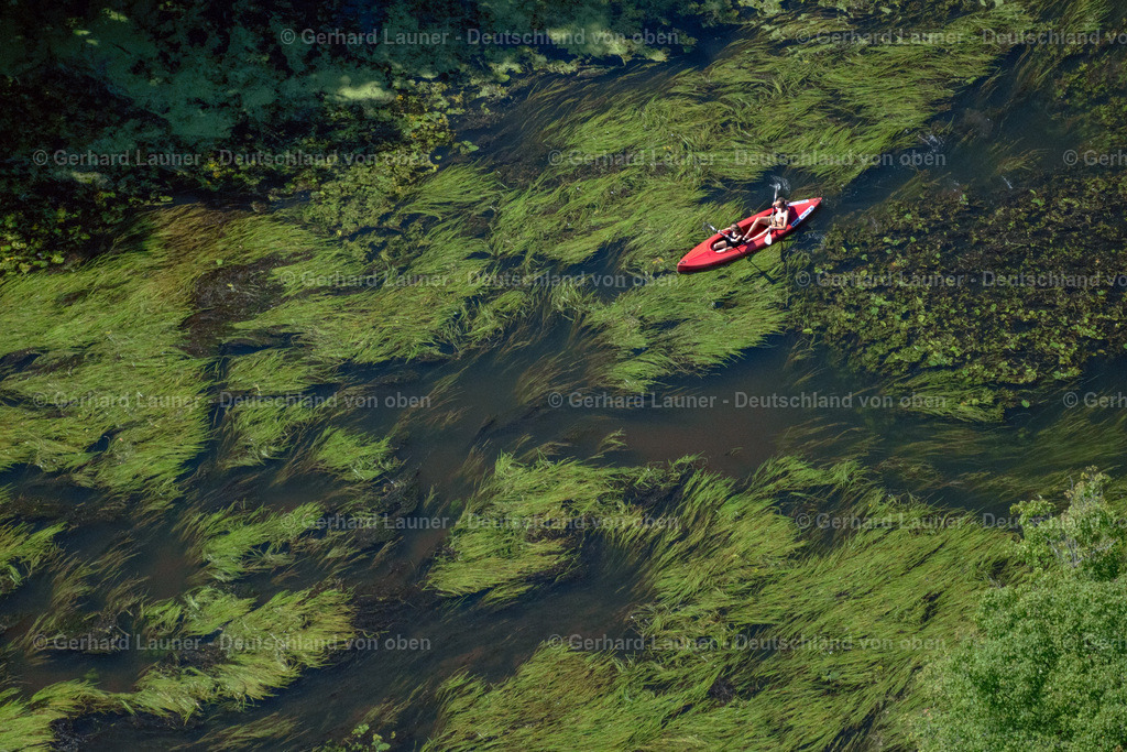 4036468 | Tretboot und Paddelboot auf der Oker