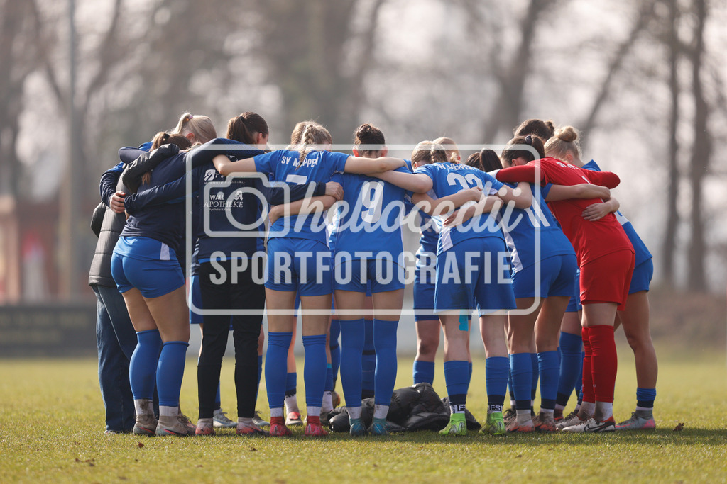 Fußball I Frauen I Saison 2025-2026 I Oberliga Niedersachsen I 15. Spieltag I SV Meppen 1912 e.v. U20 2 - BW Hollage -3 | realhellocedii - Realisiert mit Pictrs.com