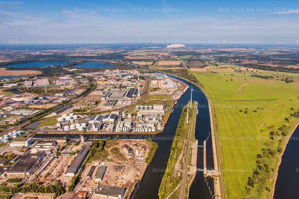 Magdeburg_6946 | Die Magdeburger Platte® - das sind die schönsten Luftbilder von Magdeburg & Sachsen-Anhalt auf Acryl, Leinwand oder zum Download. Das ist Luftbildfotografie & Luftbildaufnahmen mit Drohne & Flugzeug.  - Realisiert mit Pictrs.com