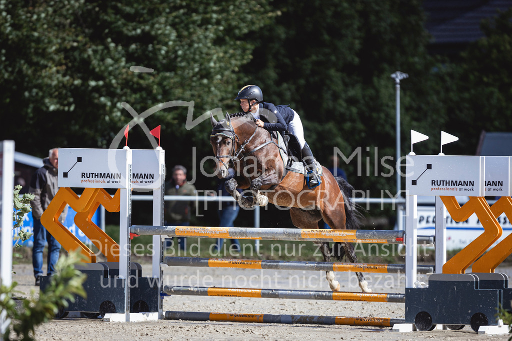 240615_CoesfeldLette_Stil-A-238 | Deine schönsten Turniermomente als professionelle Fotos! Entdecke hochwertige Pferdesport-Fotografie im Online-Shop. Jetzt Fotos finden & bestellen!