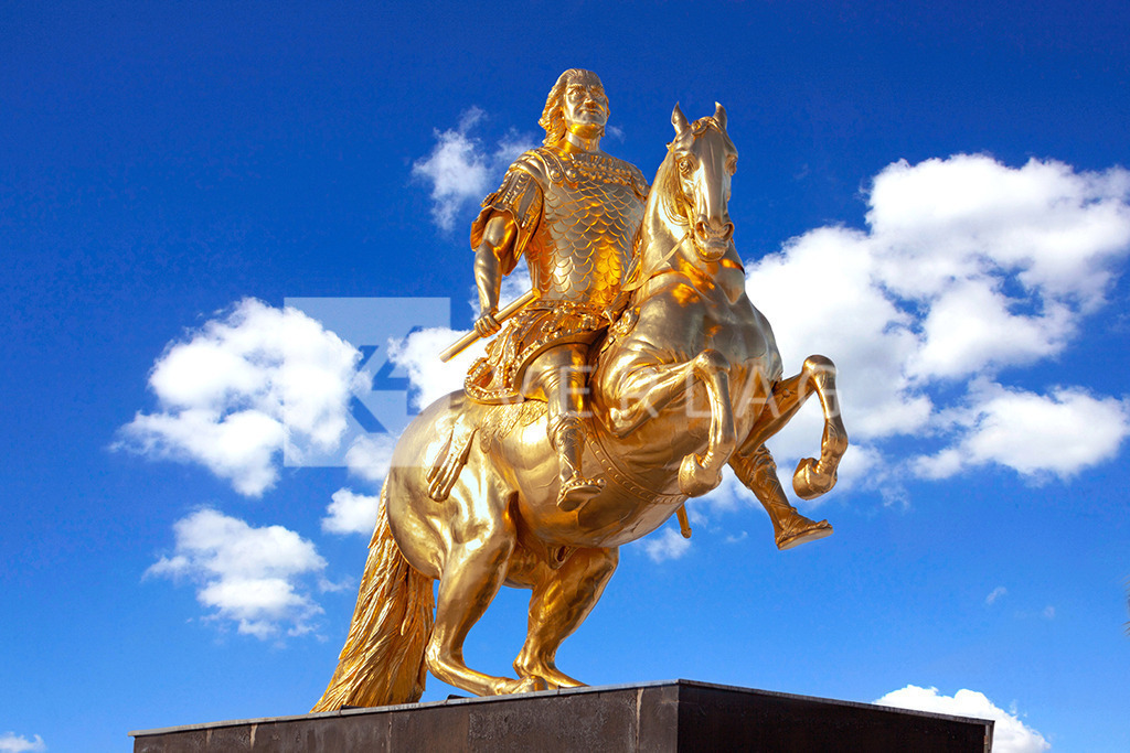 Goldener-Reiter-Neumarkt_MG_0181 | Blick auf den Goldenen Reiter auf dem Neustädter Markt - Realisiert mit Pictrs.com