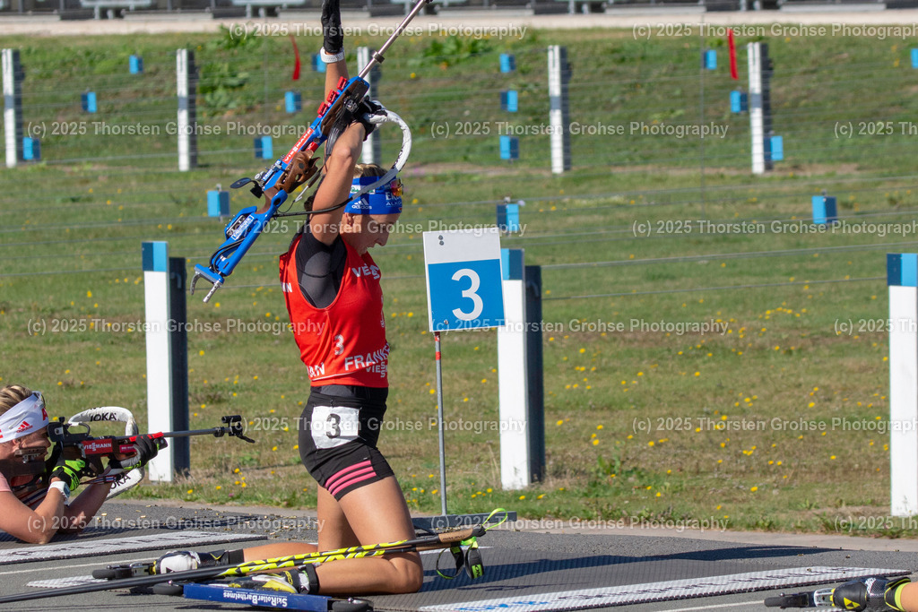 Deutsche Meisterschaften Biathlon 2018 | Deutsche Meisterschaften Biathlon 2018, Massenstart Frauen am 15.09.2018 in der DKB SKI ARENA in Oberhof, (Deutschland)

Bild: Franziska Preuss vom SC Haag / Zoll (3) - Realisiert mit Pictrs.com