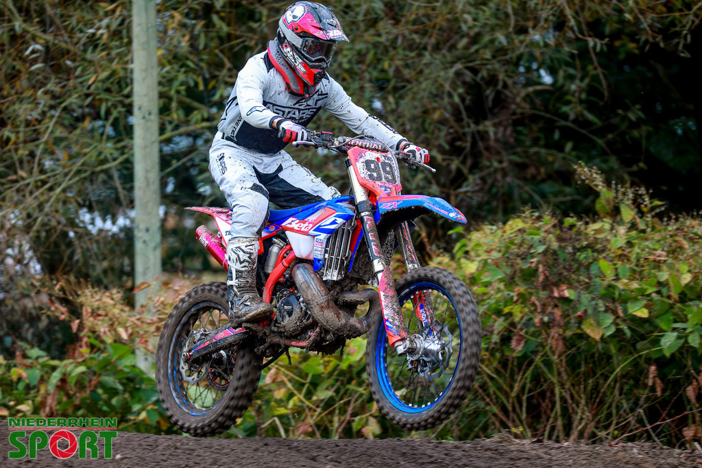 OpenTrack2024_Sonntag_Hobbyfahrer_026 | Bildergalerie von Sport-Ereignissen aber auch von weiteren spannenden Dingen - nicht nur vom Niederrhein. In Anlehnung an den bekannten Spruch von Hanns Dieter Hüsch heißt das Motto: "Niederrhein ist überall".  - Realisiert mit Pictrs.com