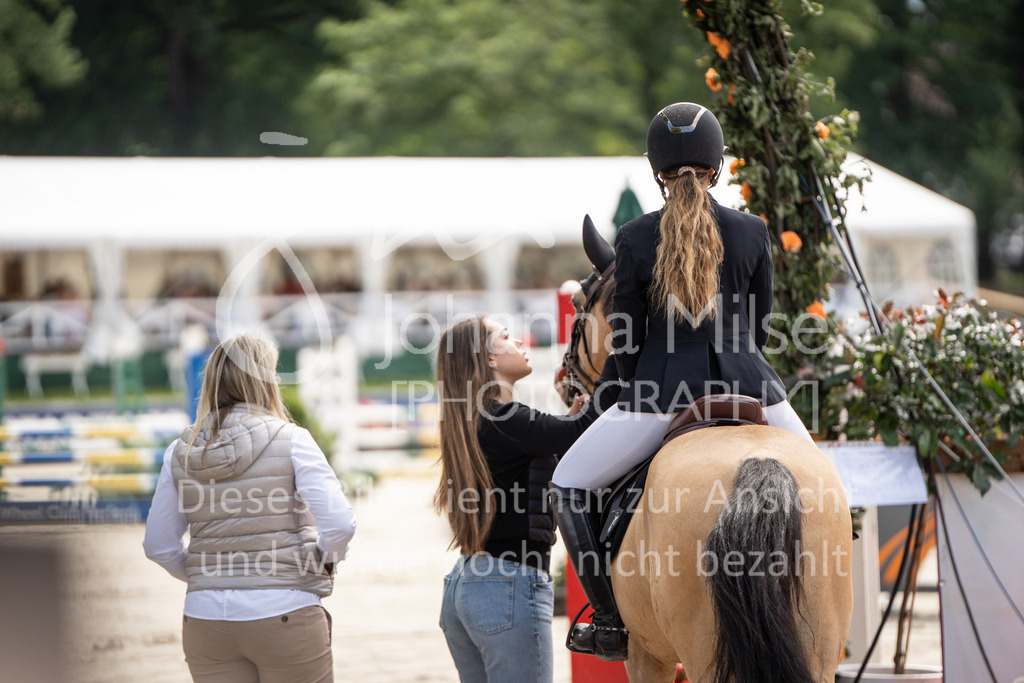 BHO24-SD-PonyTrophy-DSC07133 | Deine schönsten Turniermomente als professionelle Fotos! Entdecke hochwertige Pferdesport-Fotografie im Online-Shop. Jetzt Fotos finden & bestellen!