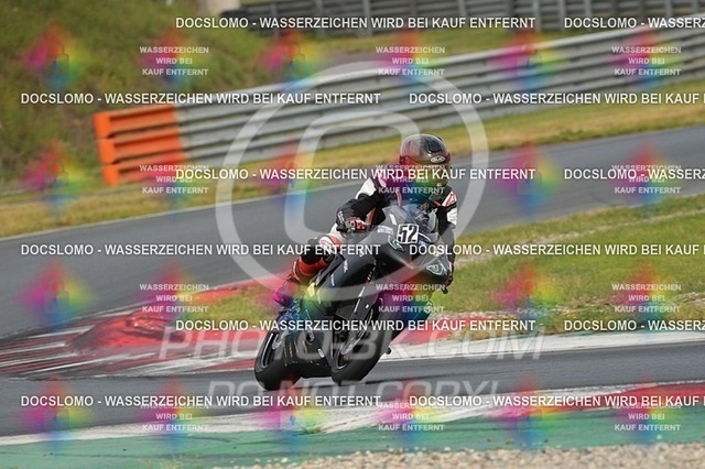 2025_09_01_PBK_42730 | Sportfotografie; SlowMotion; Video; Rennstrecke; Hafeneger; Speer; Racing; RSE; BMW; CBO; Trackday; Motorsportarena; Hockenheimring; Brno; Most; Barcelona; Valencia