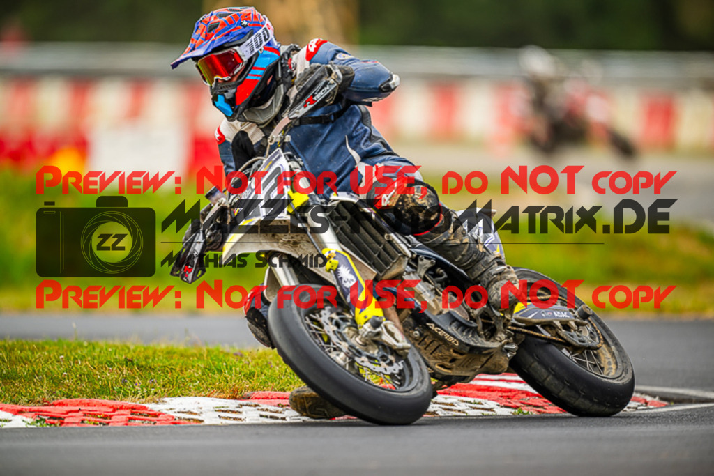 MaZZes_FotoMatrix_230702_6747 | S4