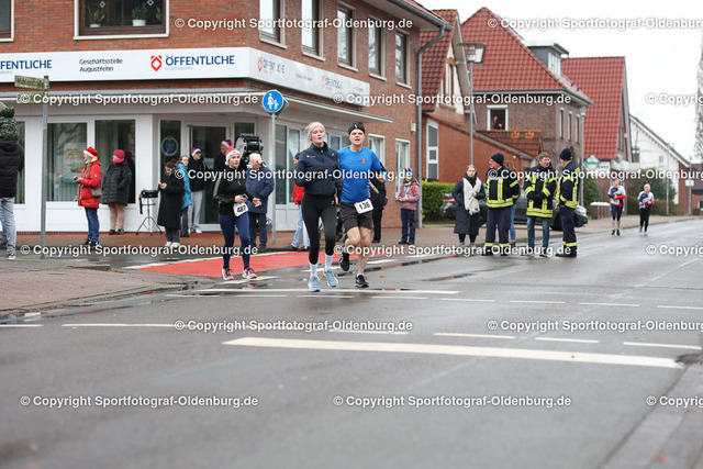 WMLA2104 | Bildershop "Sportfotograf-Oldenburg" mit Fotos von Sportevents in Oldenburg und Umzu. - Realisiert mit Pictrs.com