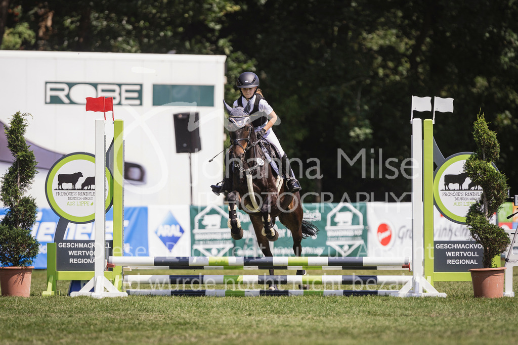 240720_LC_Springreiter-WB-202 | Deine schönsten Turniermomente als professionelle Fotos! Entdecke hochwertige Pferdesport-Fotografie im Online-Shop. Jetzt Fotos finden & bestellen!