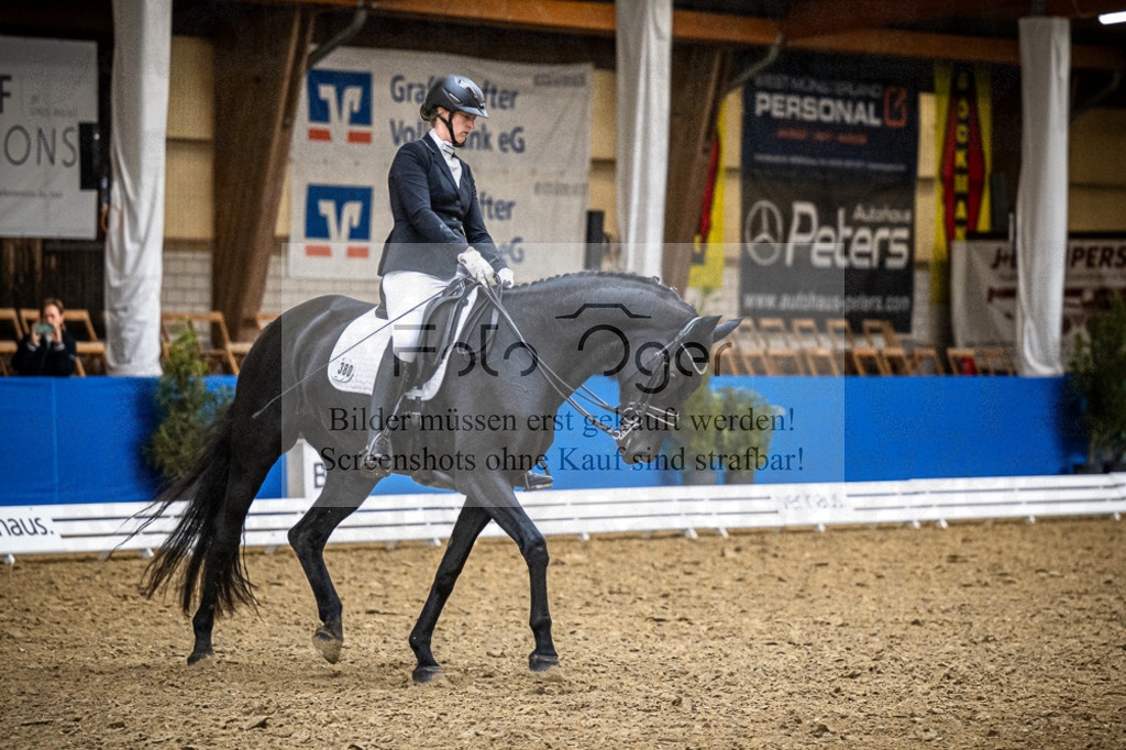 DOS_2802 | Entdecke hochwertige Reitturnierfotos von Foto Oger. Professionell, emotional und authentisch – jetzt Lieblingsmomente im Shop bestellen.Deutschlandweite Turnierfotografie. - Realisiert mit Pictrs.com