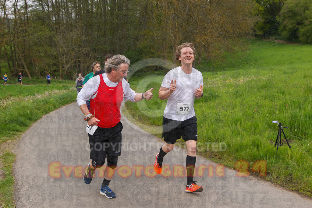 220501_1023_EV8_0790 | Sportfotografie im Rhein-Sieg Kreis, Köln, Bonn, NRW, Rheinland Pfalz, Hessen, etc. Unser Tätigkeitsfeld umfasst den Laufsport vom Volkslauf über den Marathon, Duathlon, Triathon bis zum Ultralauf wie Kölnpfad Ultra oder Schindertrail.