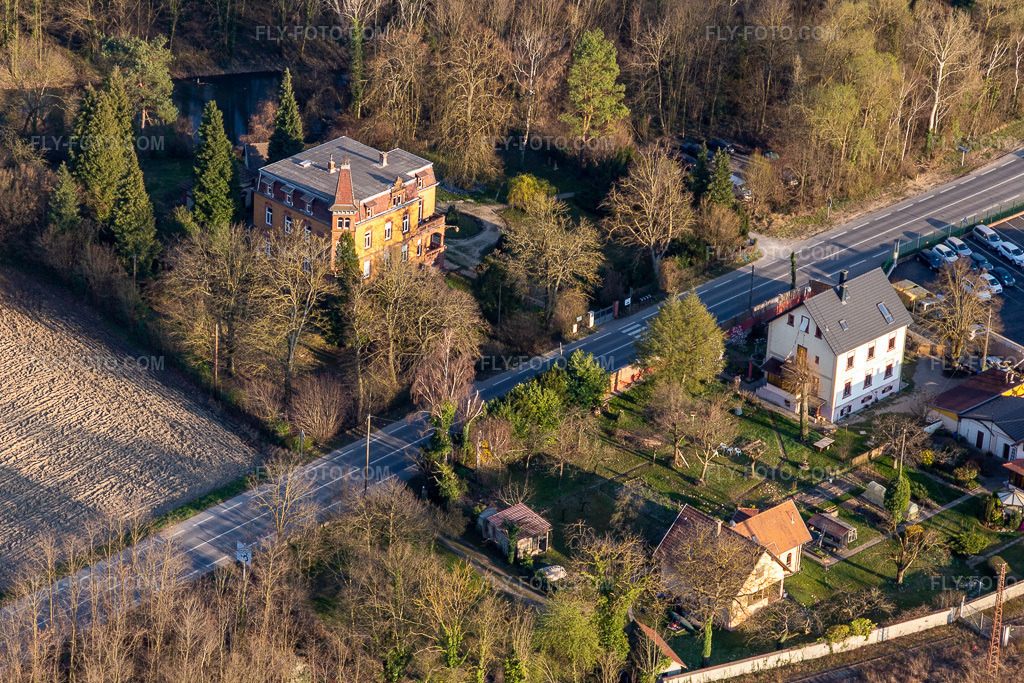 Aerial view: Grand Claude Jean-Mathieu in Lauterbourg in the state Bas-Rhin, France. – Photo: IMG_130998.jpg taken on 03/22/2022 by Werner Riehm/FLY-FOTO.com – Resolution of the original: 4567 x 3044 px – Etude de Maitre Jean-Mathieu GROSCLAUDE | Notaire \xe0 Lauterbourg dans le Bas-rhin 67