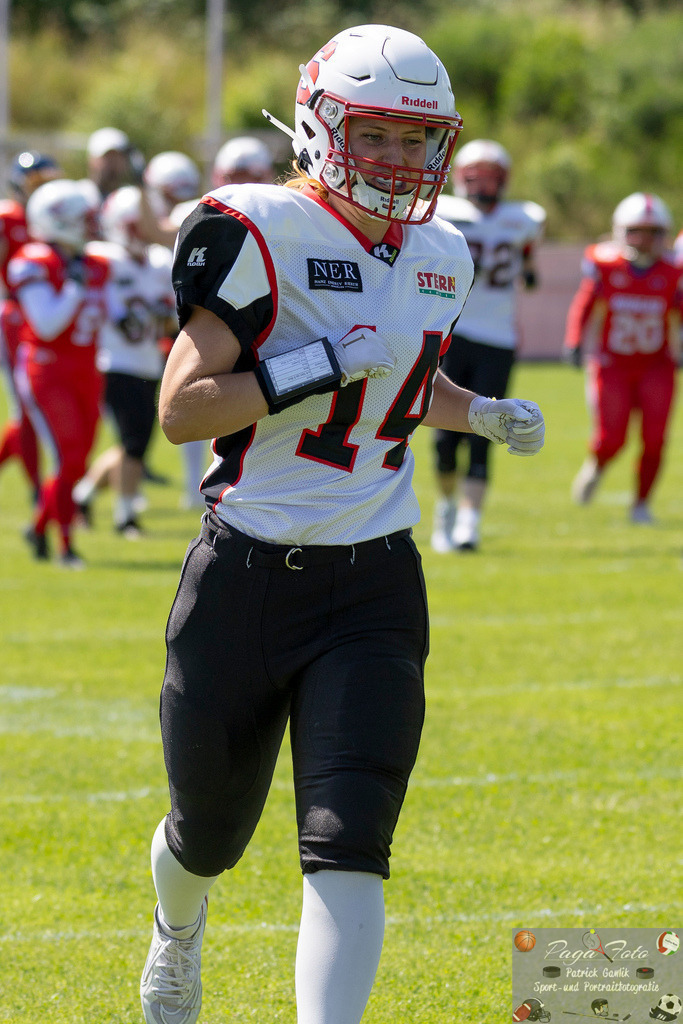 GFLW 1: German Football League Women 1: Rodgau Pioneers Ladies - Stuttgart Scorpions Sisters, 07.06.2026 | Virginia Weipert (Stuttgart Scorpions Sisters #14), Freisteller, Portrait / Porträt, Rodgau Pioneers Ladies - Stuttgart Scorpions Sisters, Rodgau, Maingau-Energie-Stadion "Am Weichsee", 7.6.2026 - Realisiert mit Pictrs.com