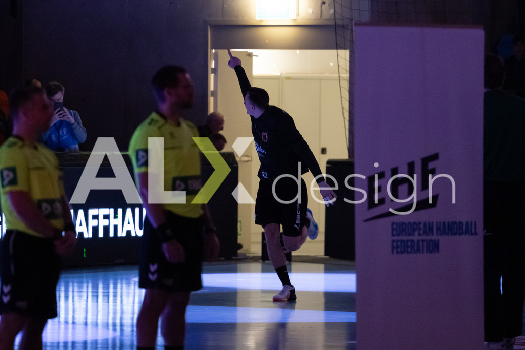 Handball I Herren I Saison 2025-2026 I EHF EUROPEAN LEAGUE 2025/26 | Men I Main Round I 2. Spieltag I Kadetten Schaffhausen - TSV Hannover-Burgdorf I 24.02.2026 | 22 Patrik Martinovic (HR) (Kadetten Schaffhausen) – Rückraum rechts - Einlaufen - Realisiert mit Pictrs.com