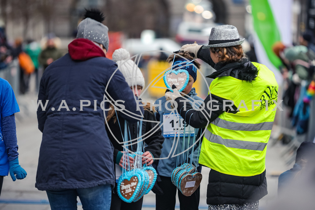 SILVESTERLAUF LINZ 25 | Linz, AUSTRIA, 31. Dezember 25, TRIRUN SILVESTERLAUF LINZ 25 , Image shows: 
Photo: WAPICS / BINDER Manuel