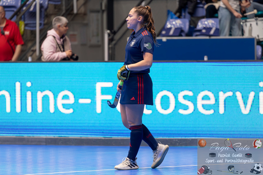 Volvo E.R.B. Final 4 Halbfinale Frauen: Mannheimer HC - Düsseldorfer HC, 25.01.2025 | Pia Lhotak (Düsseldorfer HC #5), Freisteller, Portrait, Porträt, Mannheimer HC - Düsseldorfer HC, Frankfurt, Süwag Arena, 25.1.2025 - Realisiert mit Pictrs.com