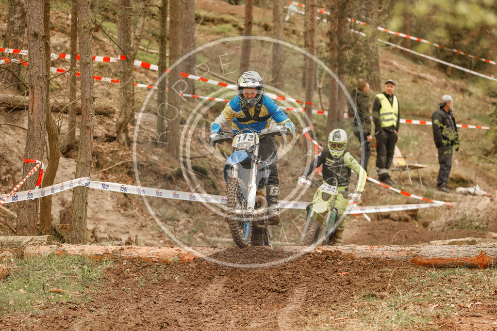 2TaktLauf1-635 | koppe-media - Realisiert mit Pictrs.com