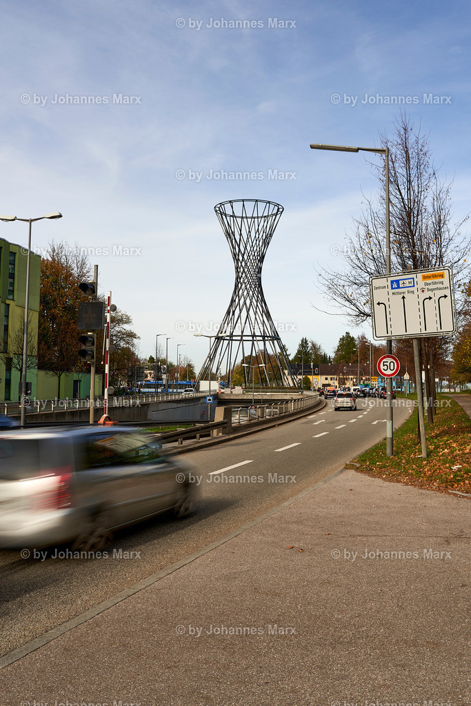 330-221030_31-Architektur München und Olympiapark-by_Johannes Marx | Professionelle Landschaftsfotografie, Inneneinrichtung, Kunst für Ihre Wohnung, Kanzlei, Praxis oder als Geschenk. Aussuchen und einfach liefern lassen. Raumgestaltungsberatung auf Anfrage. - Realisiert mit Pictrs.com