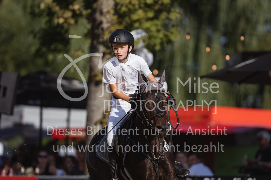 220825_Delbrueck_PonyTrophy-167 | Deine schönsten Turniermomente als professionelle Fotos! Entdecke hochwertige Pferdesport-Fotografie im Online-Shop. Jetzt Fotos finden & bestellen!