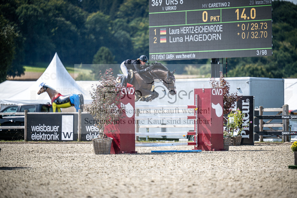 DOS_6908 | Entdecke hochwertige Reitturnierfotos von Foto Oger. Professionell, emotional und authentisch – jetzt Lieblingsmomente im Shop bestellen.Deutschlandweite Turnierfotografie. - Realisiert mit Pictrs.com