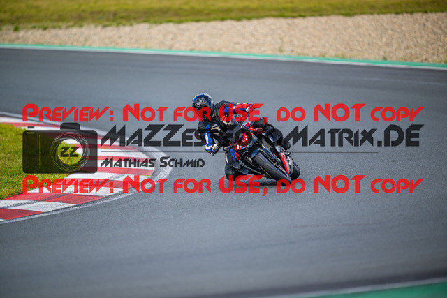 MaZZes_FotoMatrix_240724_6007705_2-69 | ROT