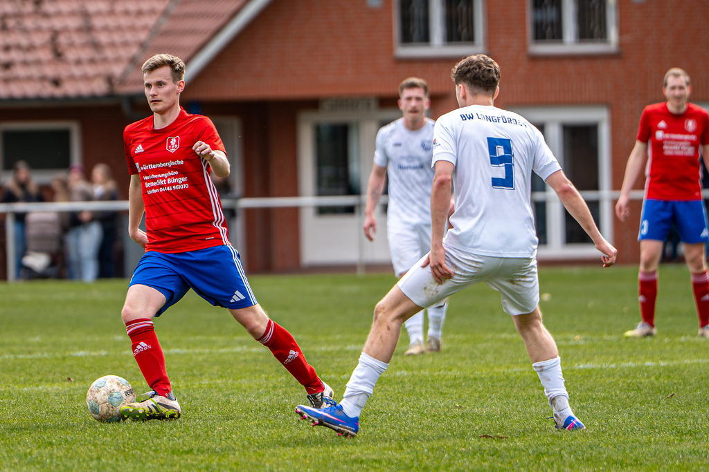 Fußball I Herren I Saison 2025-2026 I Halbfinale Kreispokal VEC I  BW Langförden - TV Dinklage II I 19142 | jns.sportfotos - Realisiert mit Pictrs.com