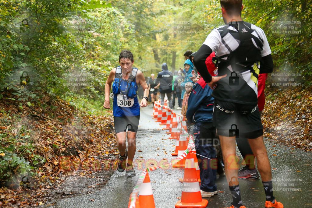 241027_1304_EX1_5439 | Sportfotografie im Rhein-Sieg Kreis, Köln, Bonn, NRW, Rheinland Pfalz, Hessen, etc. Unser Tätigkeitsfeld umfasst den Laufsport vom Volkslauf über den Marathon, Duathlon, Triathon bis zum Ultralauf wie Kölnpfad Ultra oder Schindertrail.