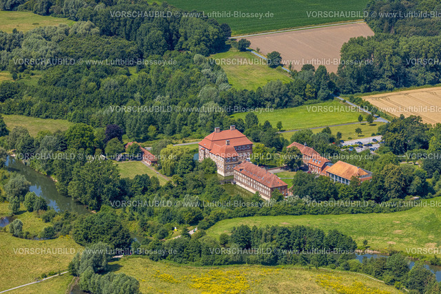 Hamm240707243 | Luftbild, Schloss Oberwerries, Wasserschloss und Fluss Lippe mit Lippeaue, Wiesen und Felder, Stadtbezirk Heessen, Hamm, Ruhrgebiet, Nordrhein-Westfalen, Deutschland