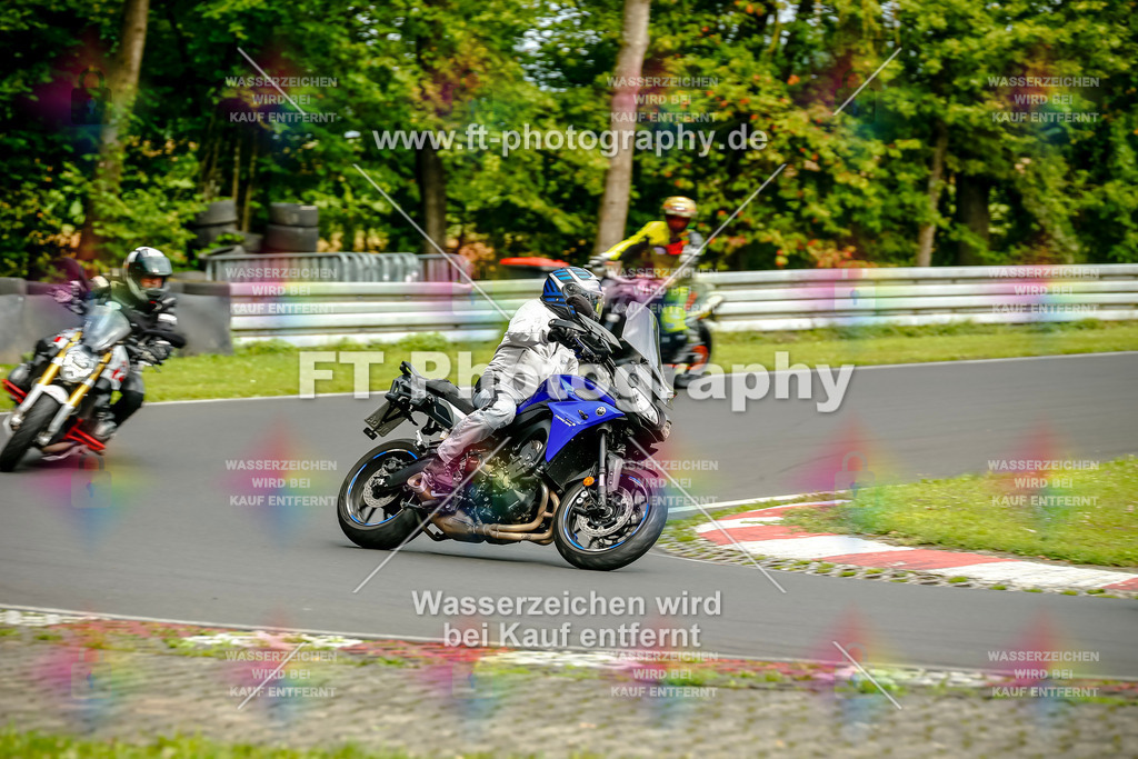 VBK-4327 | Hier findet Ihr Bilder von Touristenfahrten auf der Nürburgring Nordschleife oder von anderen Veranstaltungen die ich besucht habe. Viel Spass beim Durch Schauen 