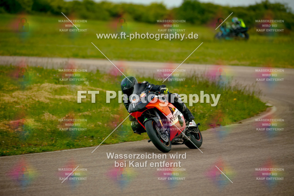 _MOT2684 | Hier findet Ihr Bilder von Touristenfahrten auf der Nürburgring Nordschleife oder von anderen Veranstaltungen die ich besucht habe. Viel Spass beim Durch Schauen 