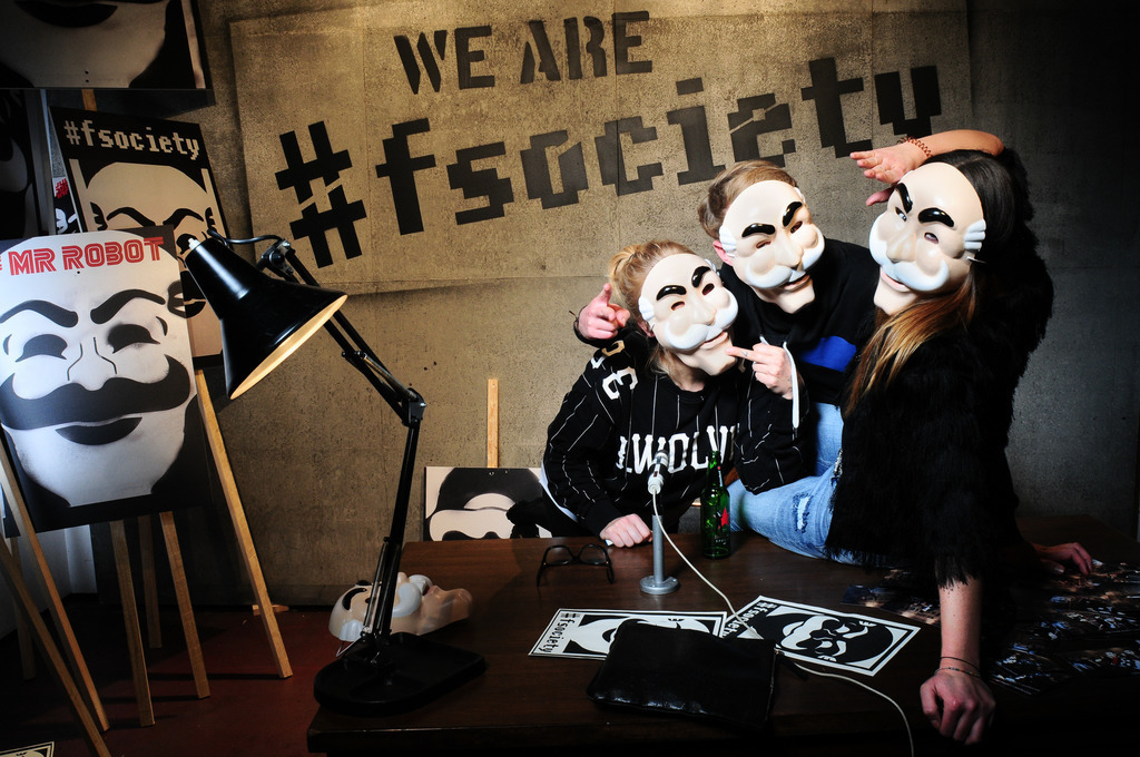 0077_fsociety | Mr. Robot - fsociety - Realisiert mit Pictrs.com