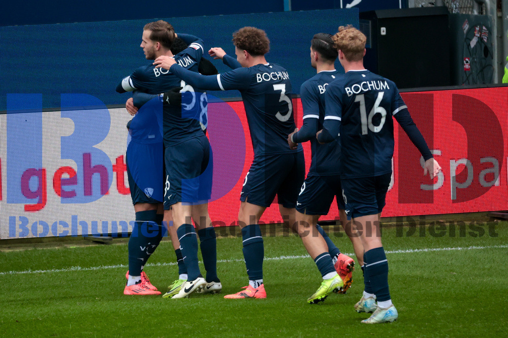 SES_BOCWAT20241123-71 | bond - Realisiert mit Pictrs.com