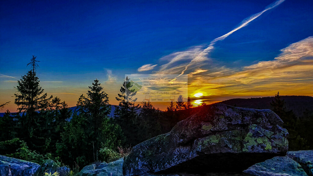 Sonnenuntergang auf der Platte im Fichtelgebirge | Impressionen rund um Hochfranken - Frankenwald - Fichtelgebirge - Realisiert mit Pictrs.com