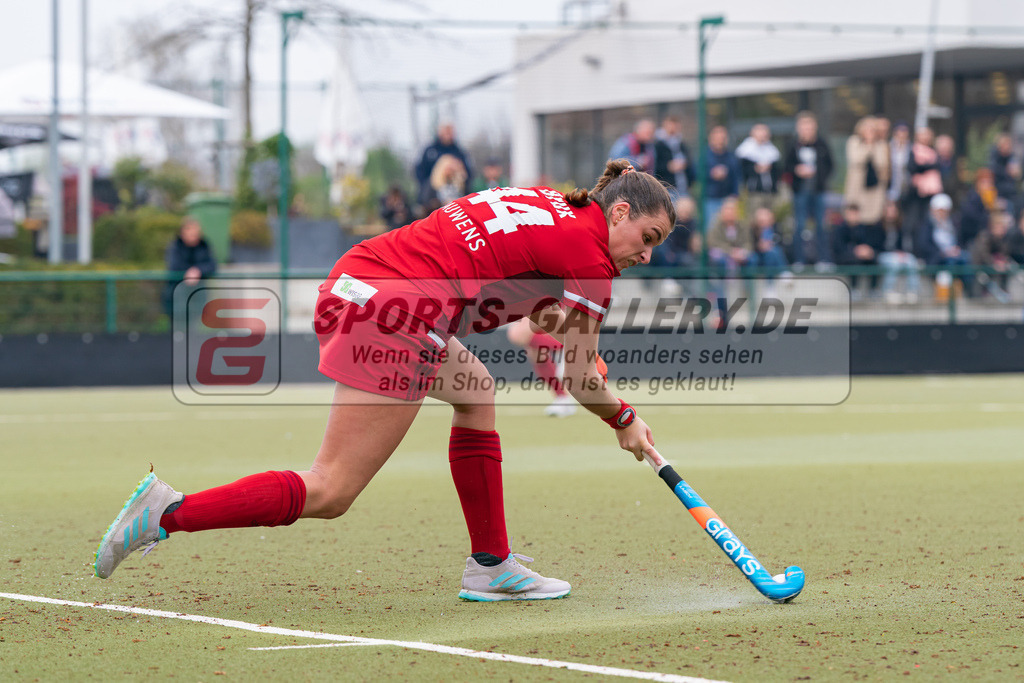 HK_20230416_901639 | 1. Bundesliga Damen Düsseldorfer HC - Rot-Weiss Köln am 16.4.2023 DHC Düsseldorf, Düsseldorf , Paula Brux ( Rot-Weiss Köln #44 )