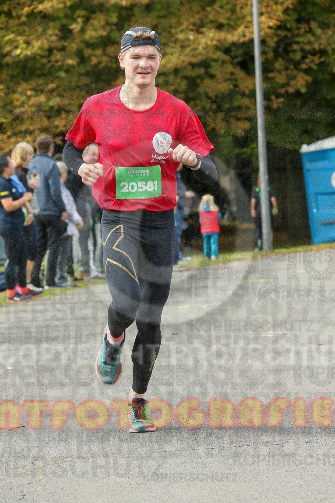 220925_1314_EX1_0273 | Sportfotografie im Rhein-Sieg Kreis, Köln, Bonn, NRW, Rheinland Pfalz, Hessen, etc. Unser Tätigkeitsfeld umfasst den Laufsport vom Volkslauf über den Marathon, Duathlon, Triathon bis zum Ultralauf wie Kölnpfad Ultra oder Schindertrail.