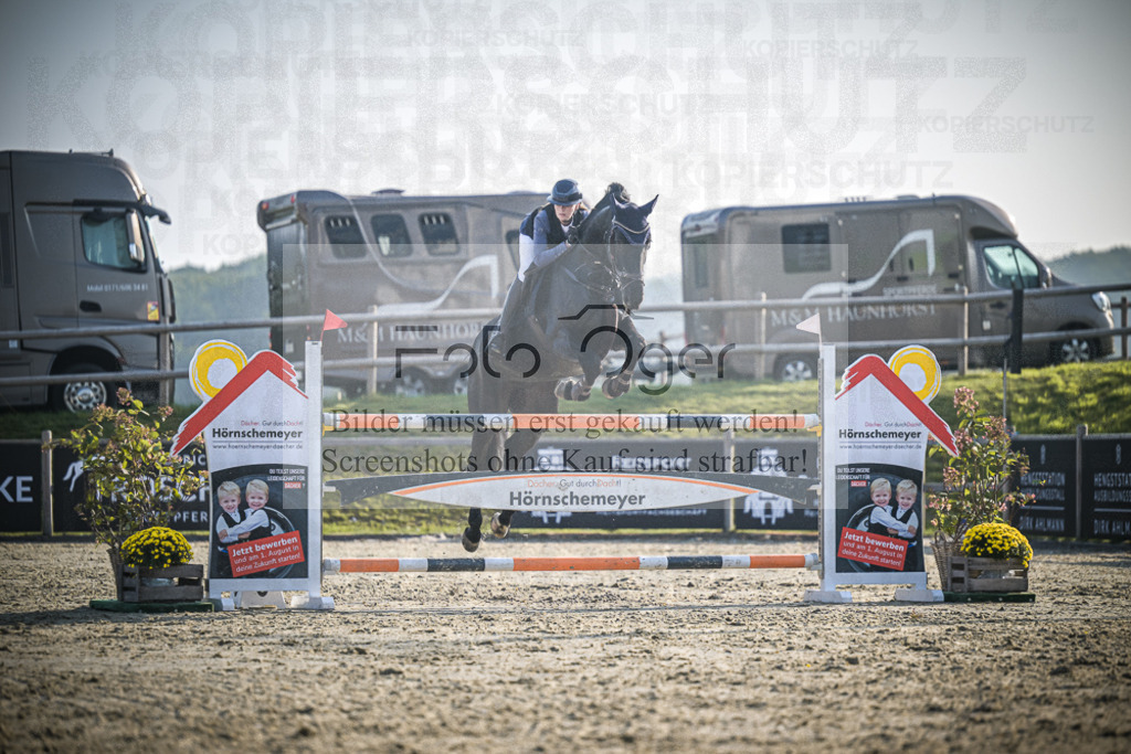 DOS_1482 | Entdecke hochwertige Reitturnierfotos von Foto Oger. Professionell, emotional und authentisch – jetzt Lieblingsmomente im Shop bestellen.Deutschlandweite Turnierfotografie. - Realisiert mit Pictrs.com