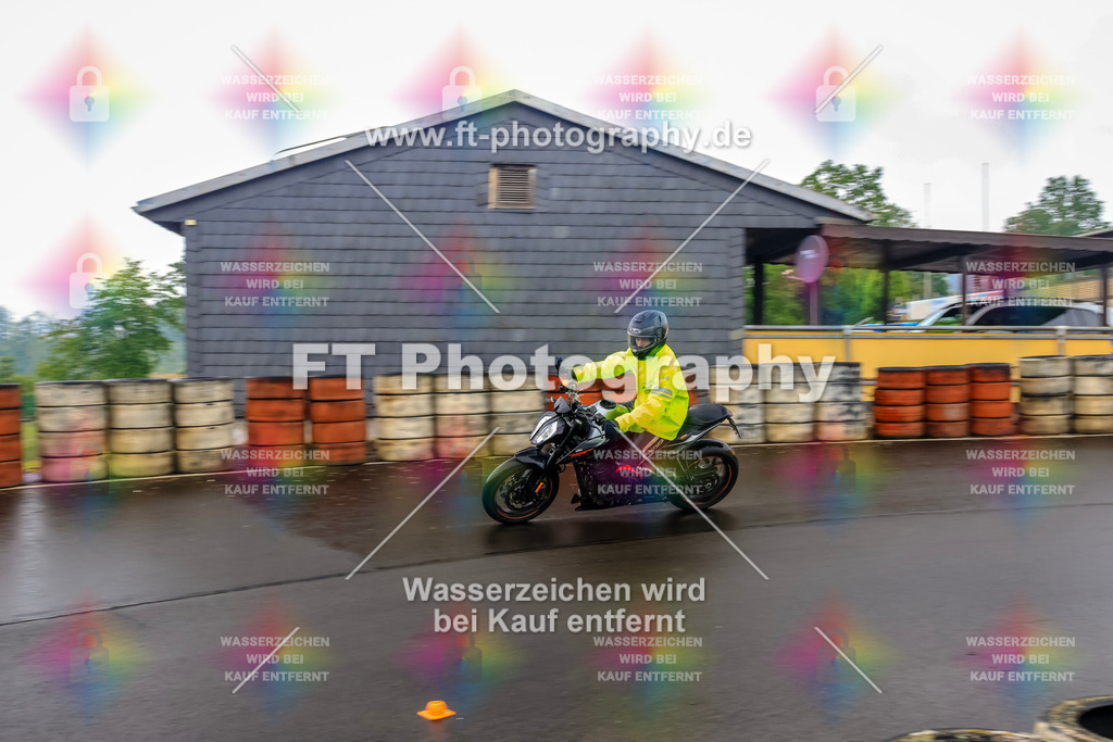 OBK-6062 | Hier findet Ihr Bilder von Touristenfahrten auf der Nürburgring Nordschleife oder von anderen Veranstaltungen die ich besucht habe. Viel Spass beim Durch Schauen 