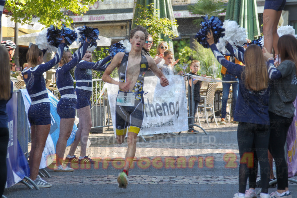 250824_1134_EV4_8963 | Sportfotografie im Rhein-Sieg Kreis, Köln, Bonn, NRW, Rheinland Pfalz, Hessen, etc. Unser Tätigkeitsfeld umfasst den Laufsport vom Volkslauf über den Marathon, Duathlon, Triathon bis zum Ultralauf wie Kölnpfad Ultra oder Schindertrail.