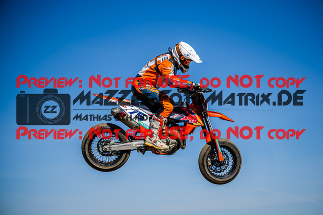 MaZZes_FotoMatrix_220904_3677 | UE40