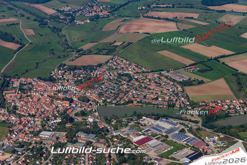 aktuelles Luftbild von  Leutershausen - Luftaufnahme wurde 2019 von https://frankenair.de mittels Flugzeug (keine Drohne) erstellt.