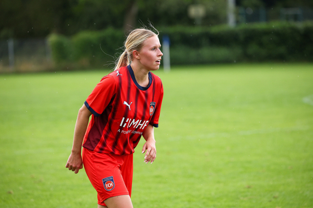 20250727_AHP-FCH_097 | Fotopresso – Sportfotografie in Heidenheim & Umgebung. Professionelle Sportfotografie für unvergessliche Momente. Dynamische Action-Shots, emotionale Szenen & hochwertige Bilder. - Realisiert mit Pictrs.com