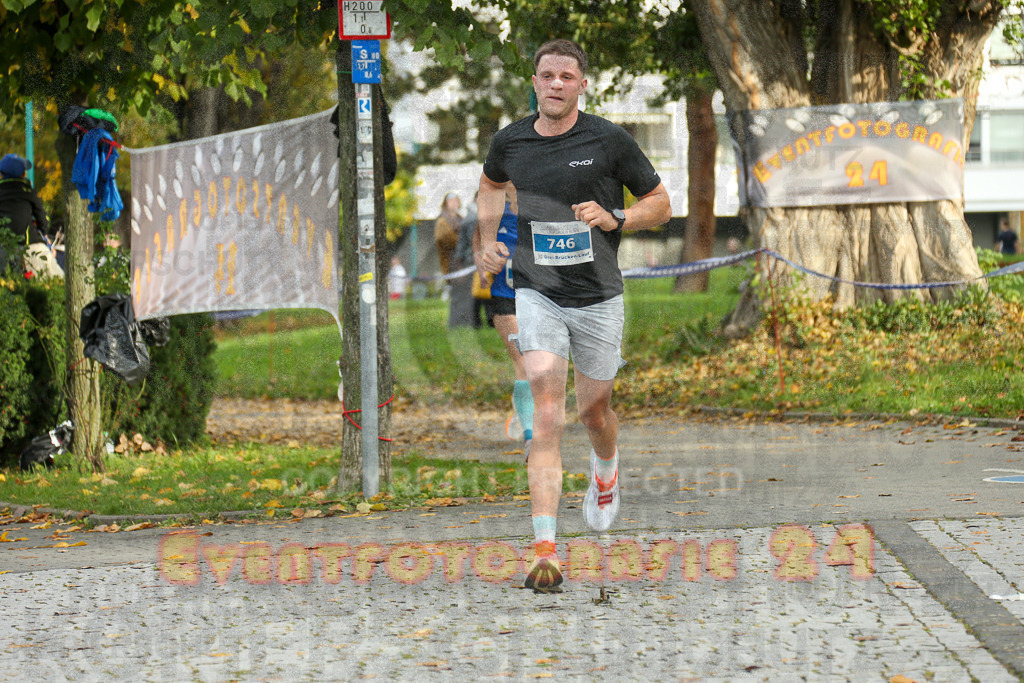 241020_1002_EX1_7505 | Sportfotografie im Rhein-Sieg Kreis, Köln, Bonn, NRW, Rheinland Pfalz, Hessen, etc. Unser Tätigkeitsfeld umfasst den Laufsport vom Volkslauf über den Marathon, Duathlon, Triathon bis zum Ultralauf wie Kölnpfad Ultra oder Schindertrail.