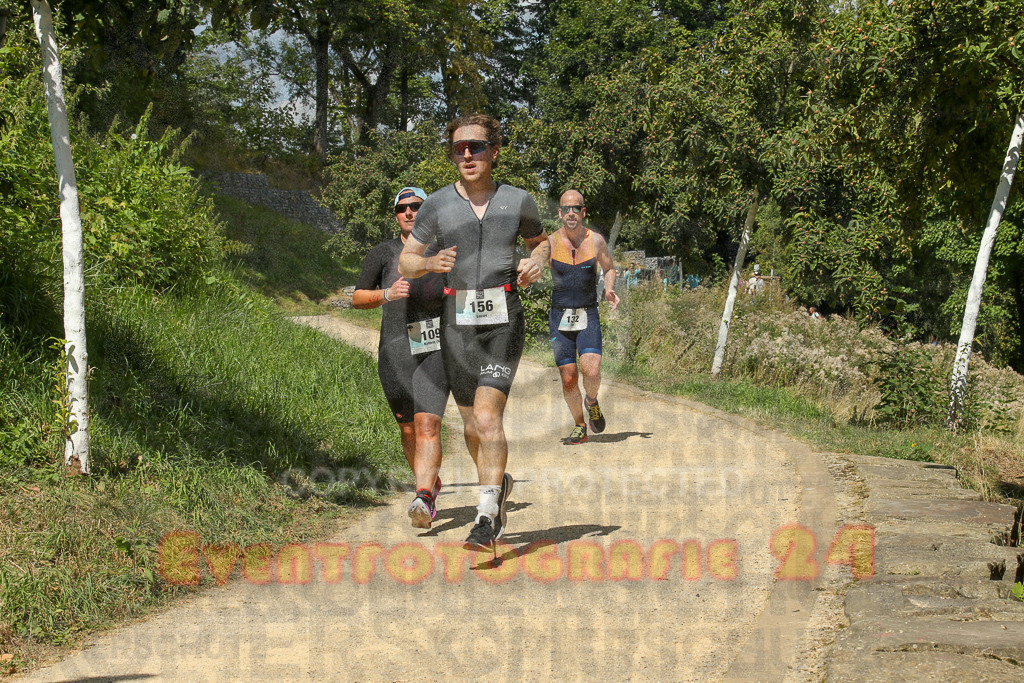 250824_1240_EX1_0180 | Sportfotografie im Rhein-Sieg Kreis, Köln, Bonn, NRW, Rheinland Pfalz, Hessen, etc. Unser Tätigkeitsfeld umfasst den Laufsport vom Volkslauf über den Marathon, Duathlon, Triathon bis zum Ultralauf wie Kölnpfad Ultra oder Schindertrail.