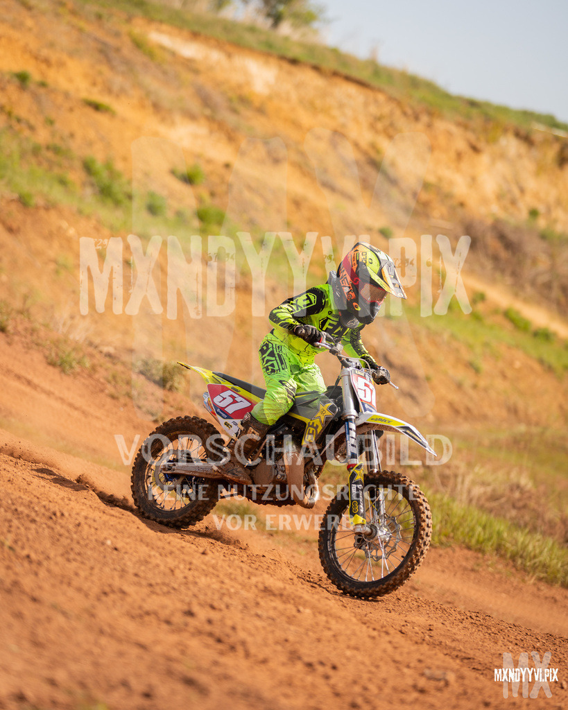 866A4074 | mxndyyvipix